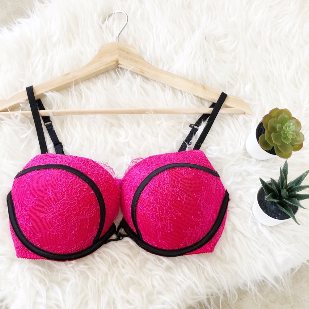 Very Sexy Push Up 32 DD Victoria’s Secret  Bra